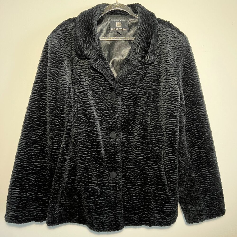 Alpine Studio Blck faux Persian lamb coat VINTAGE 3 button closure pockets 10/12
